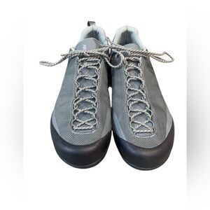 Arc’tyrex Konceal FL Hiking Shoes Women 8 Gray Vibram Trail Lightweight Outdoor